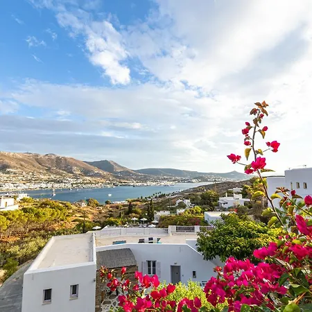 Akrotiri Hotel Paro