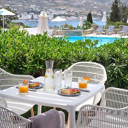 Akrotiri Hotel Paro