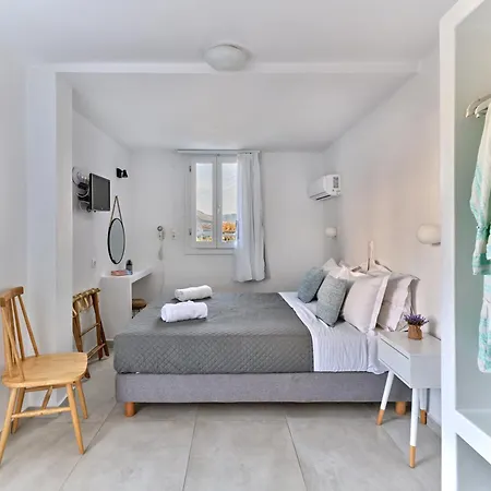 Akrotiri Szálloda 3*