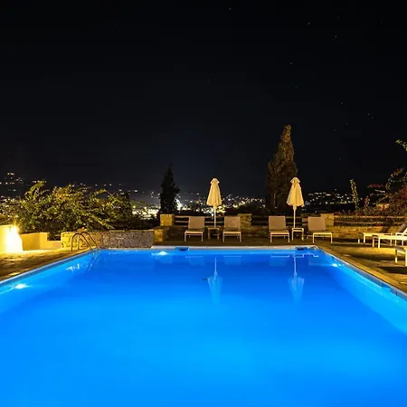 Akrotiri 3*