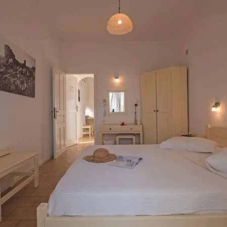 Akrotiri Parikia (Paros)